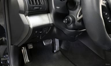 G37