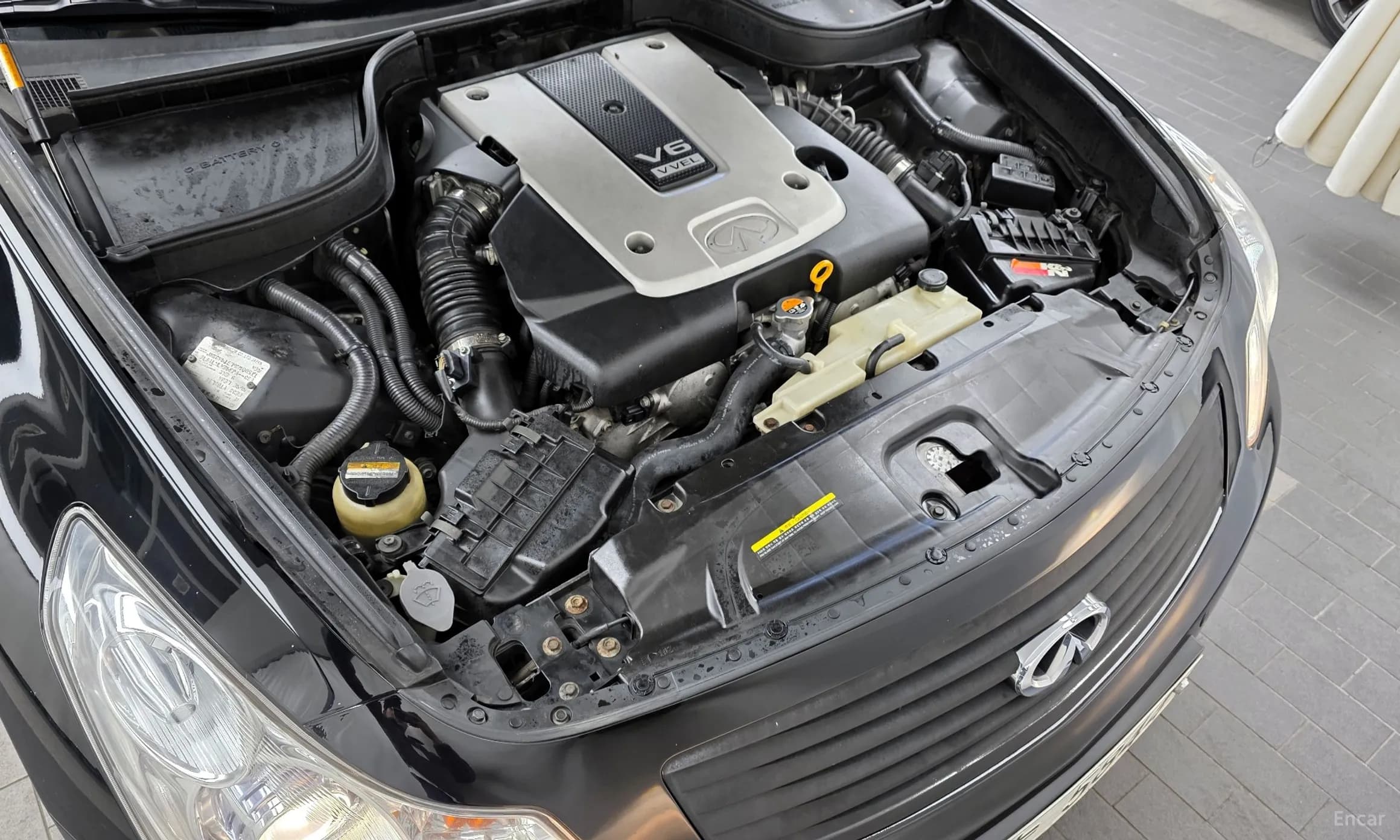 G37