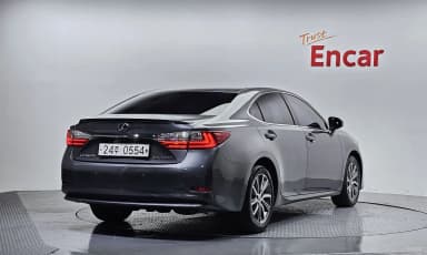 New ES300h