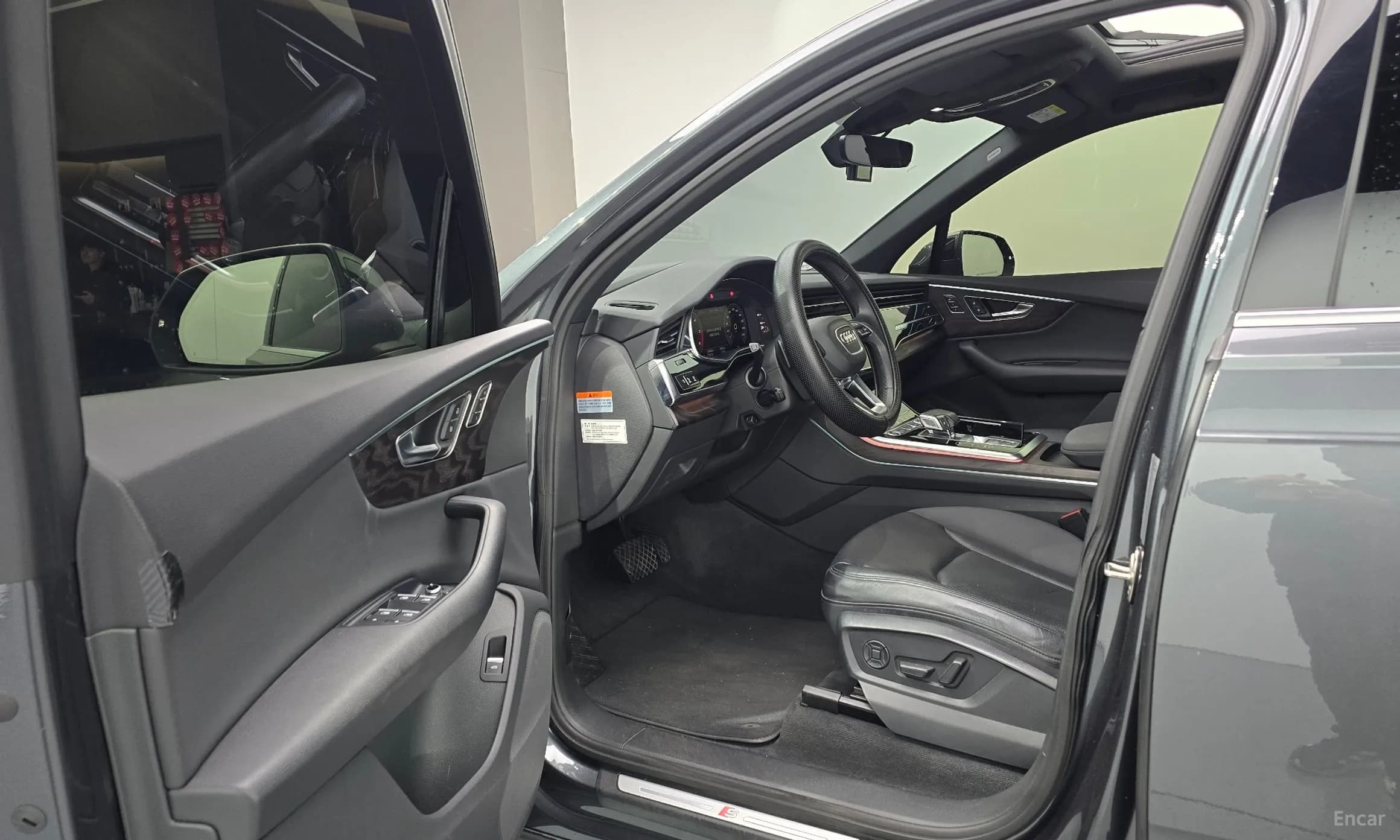 Q7 (4M)
