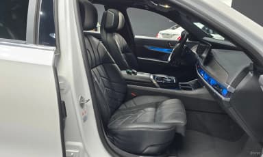 7 Series (G70)