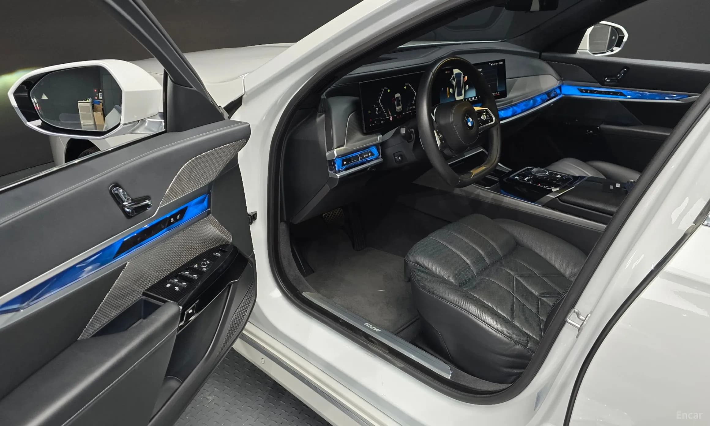 7 Series (G70)