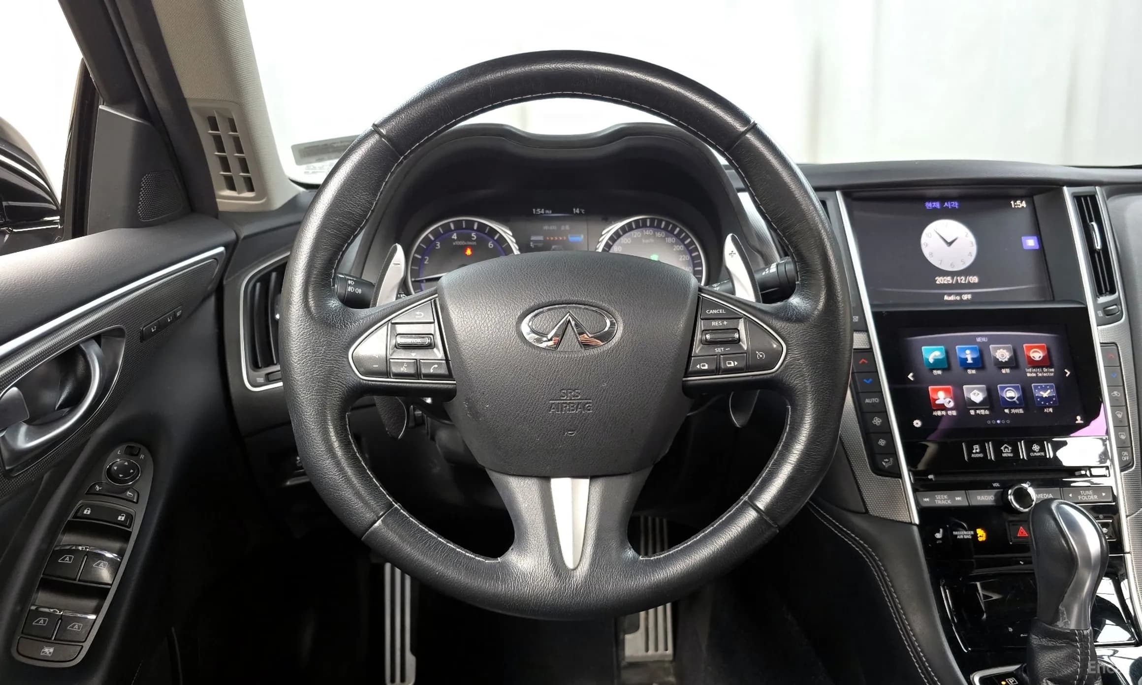Q50
