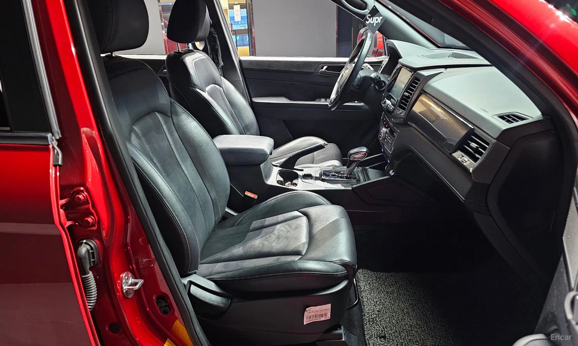Rexton Sports Khan