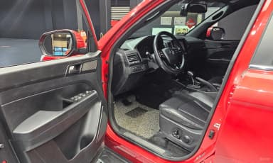 Rexton Sports Khan