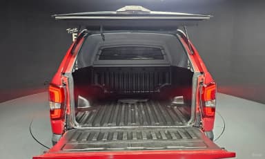 Rexton Sports Khan