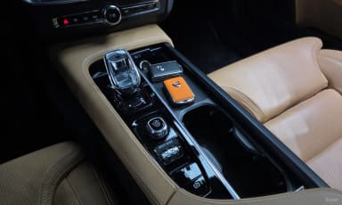 S90