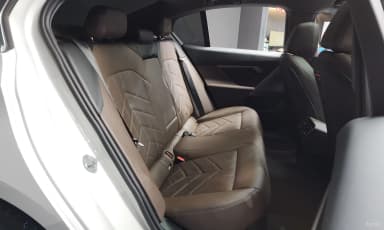 5 Series (G60)