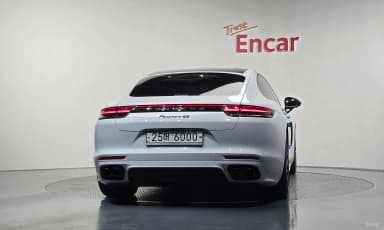 Panamera (971)