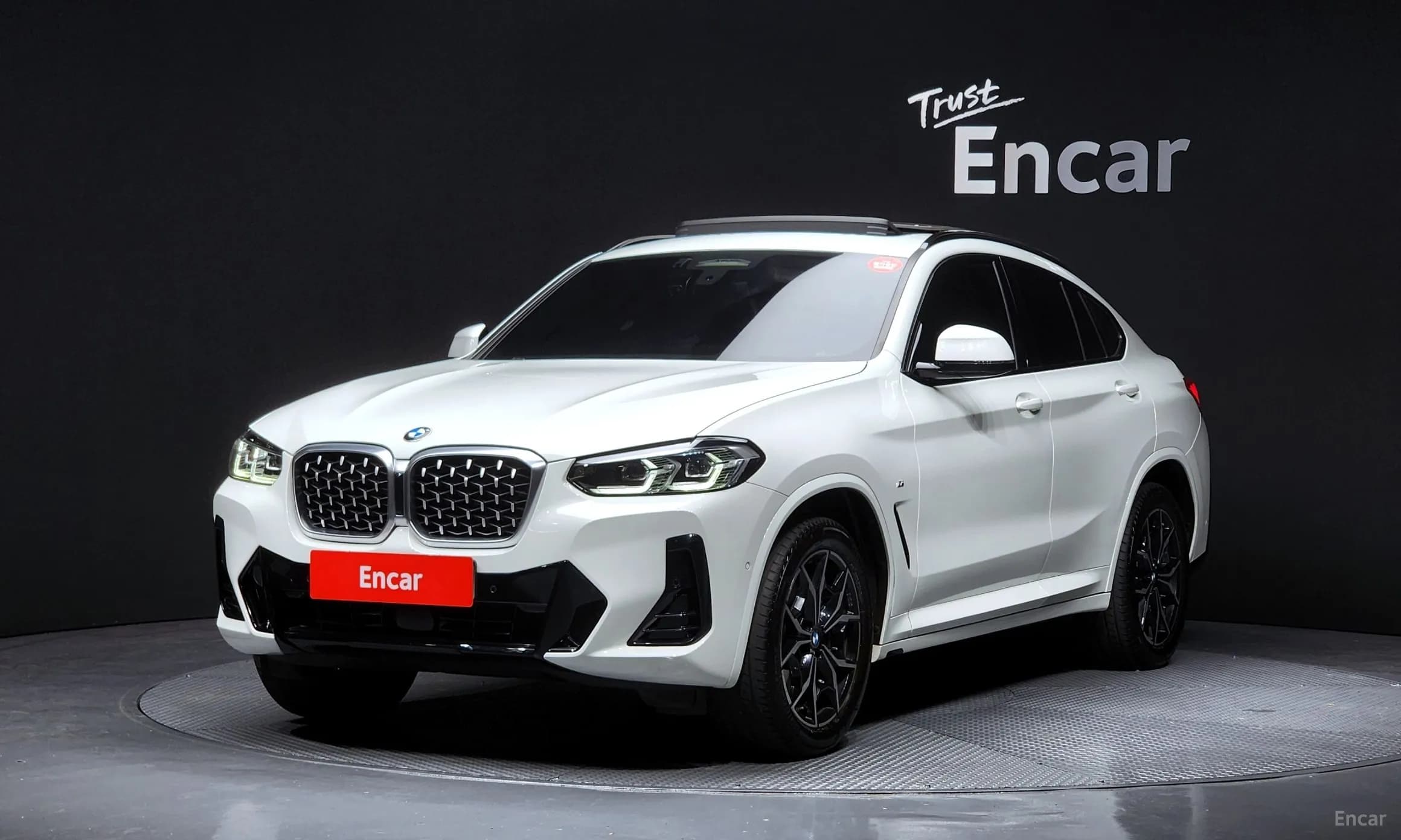 X4 (G02)