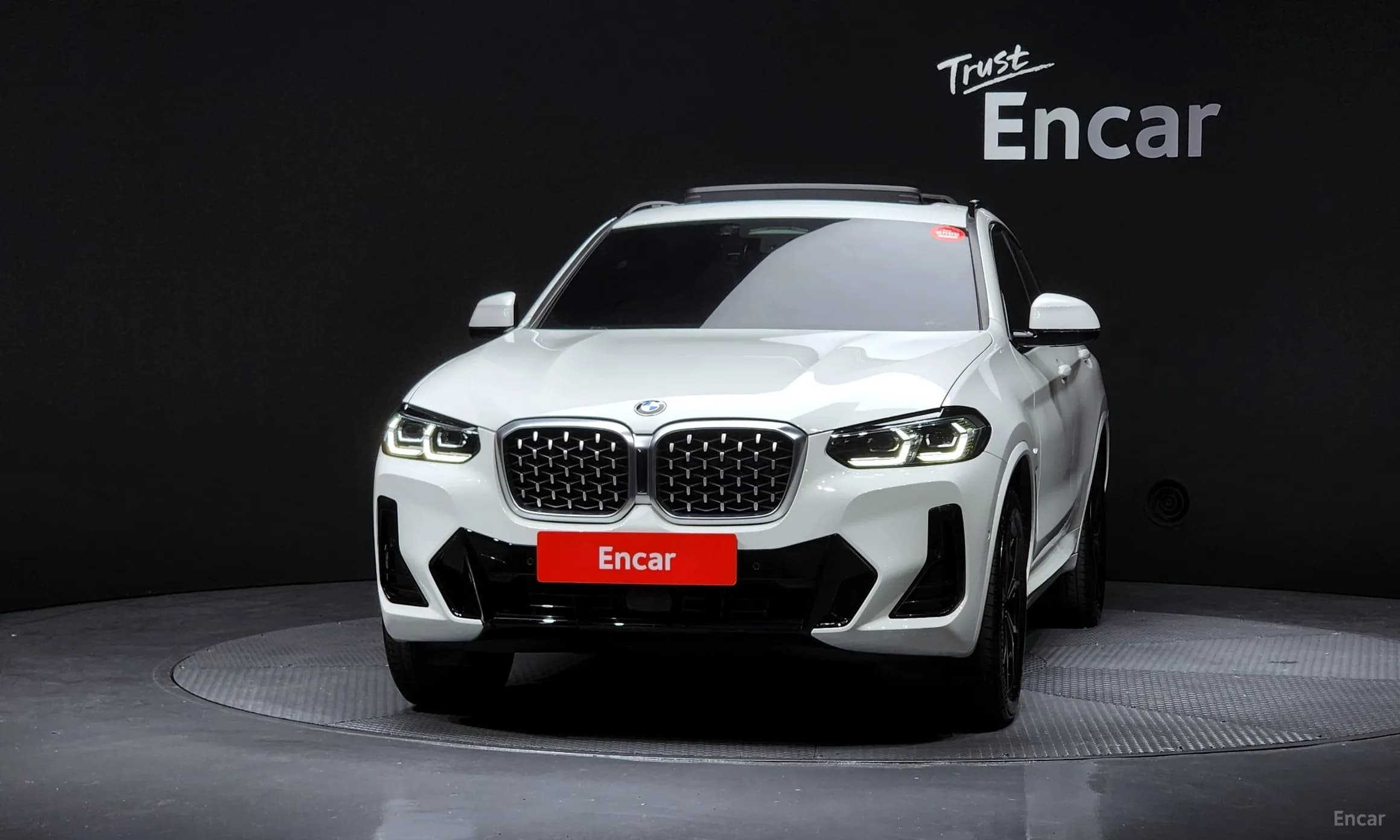 X4 (G02)