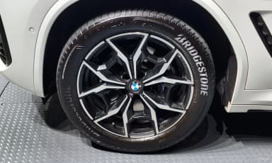 X4 (G02)