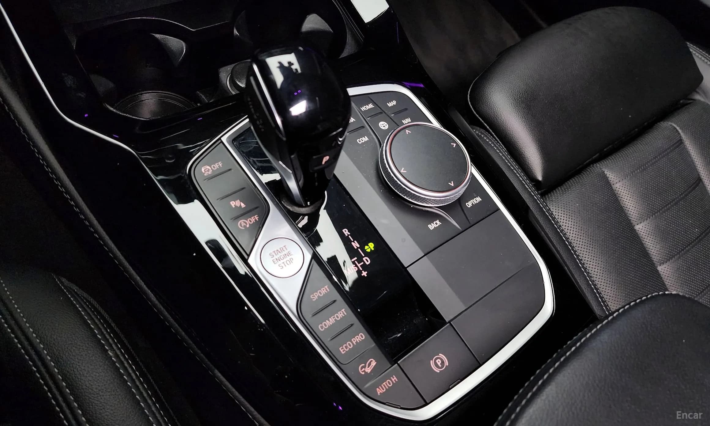 X4 (G02)