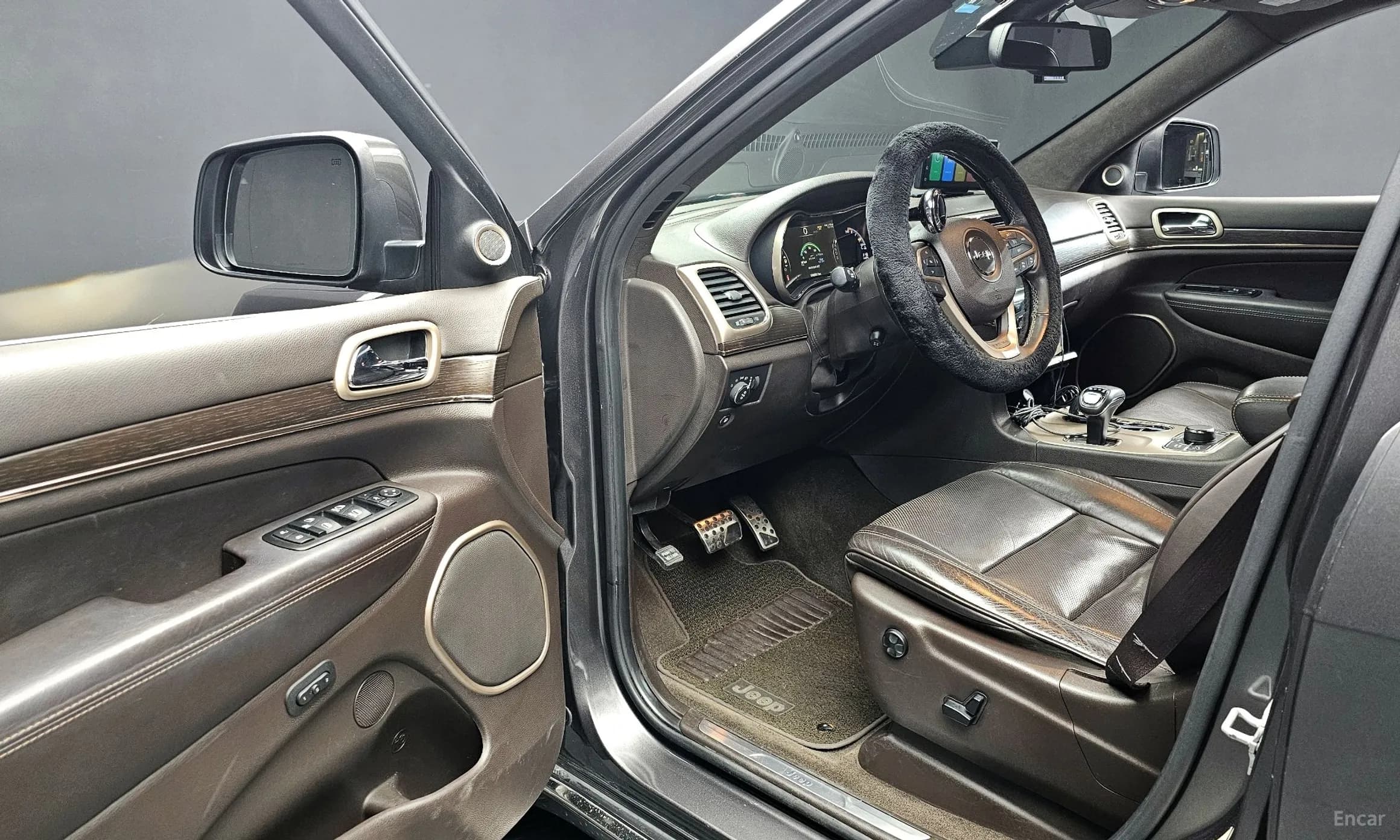 Grand Cherokee