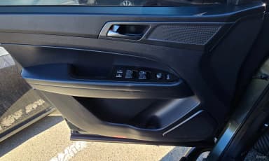 Rexton Sports Khan