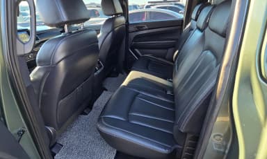 Rexton Sports Khan