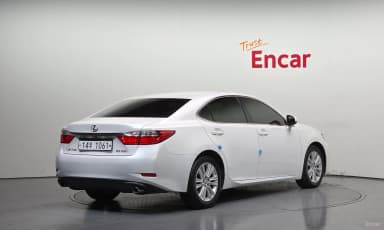 New ES350