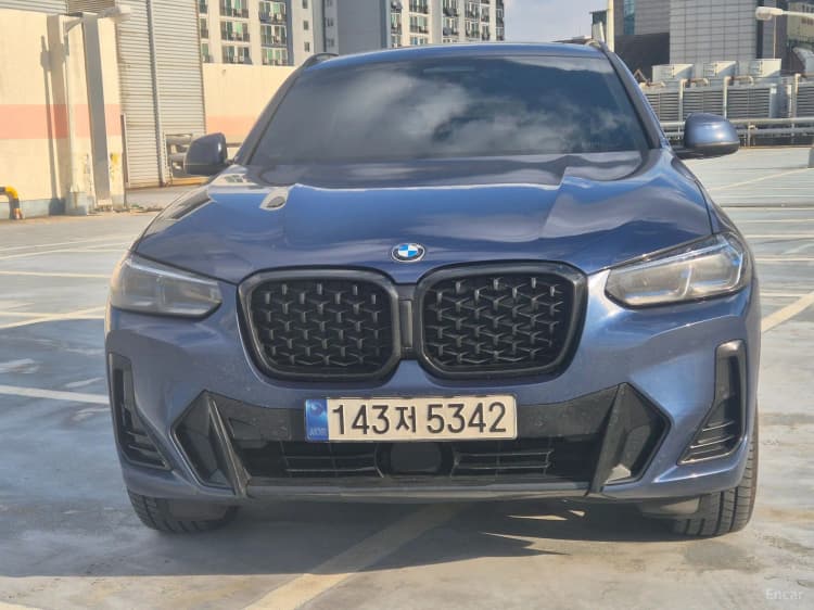 X4 (G02)