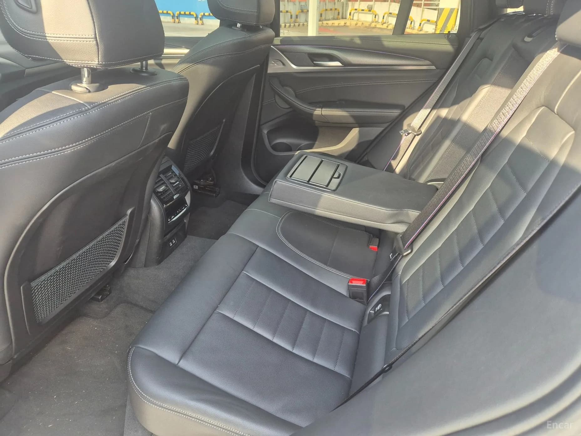X4 (G02)
