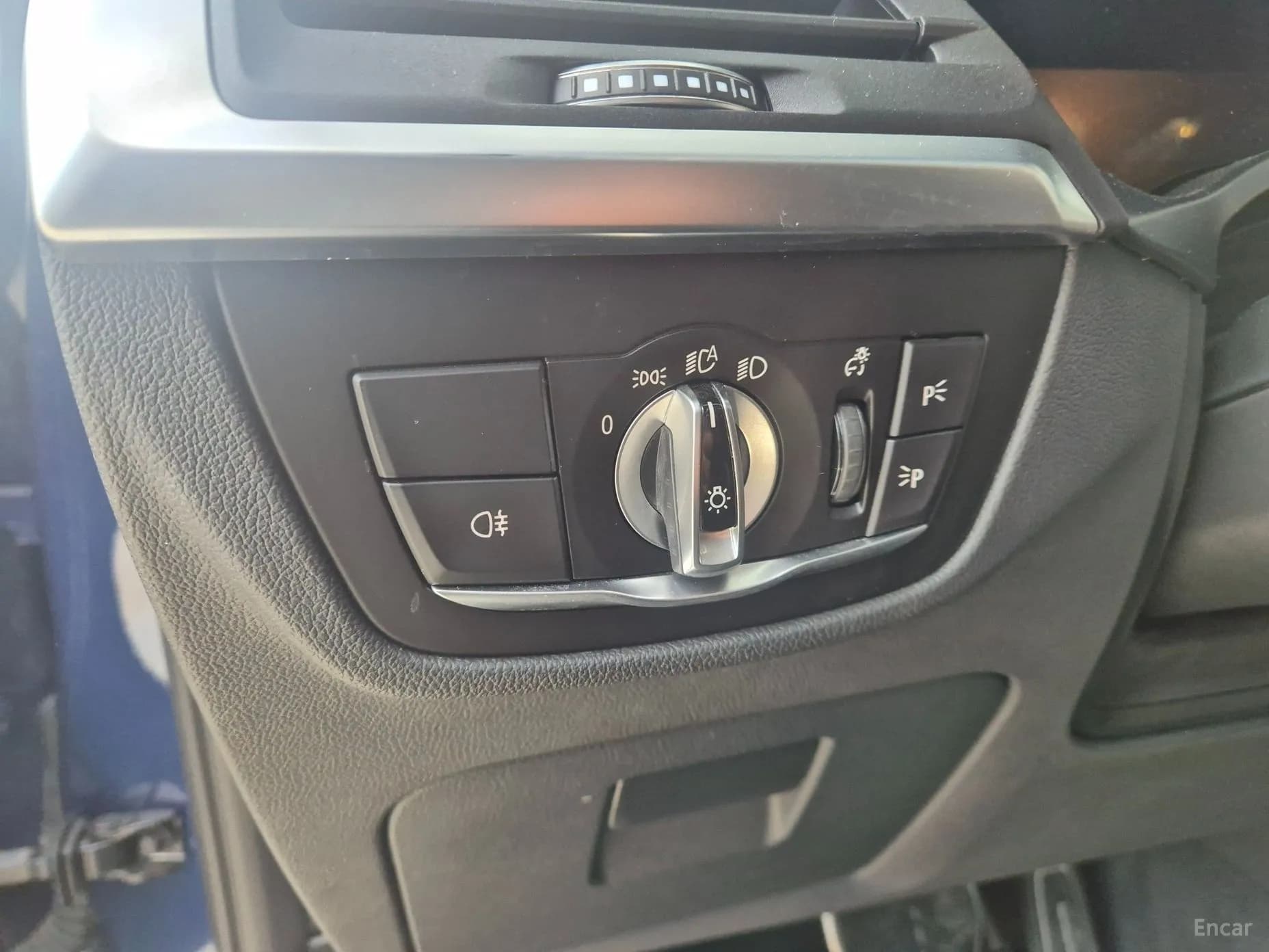 X4 (G02)