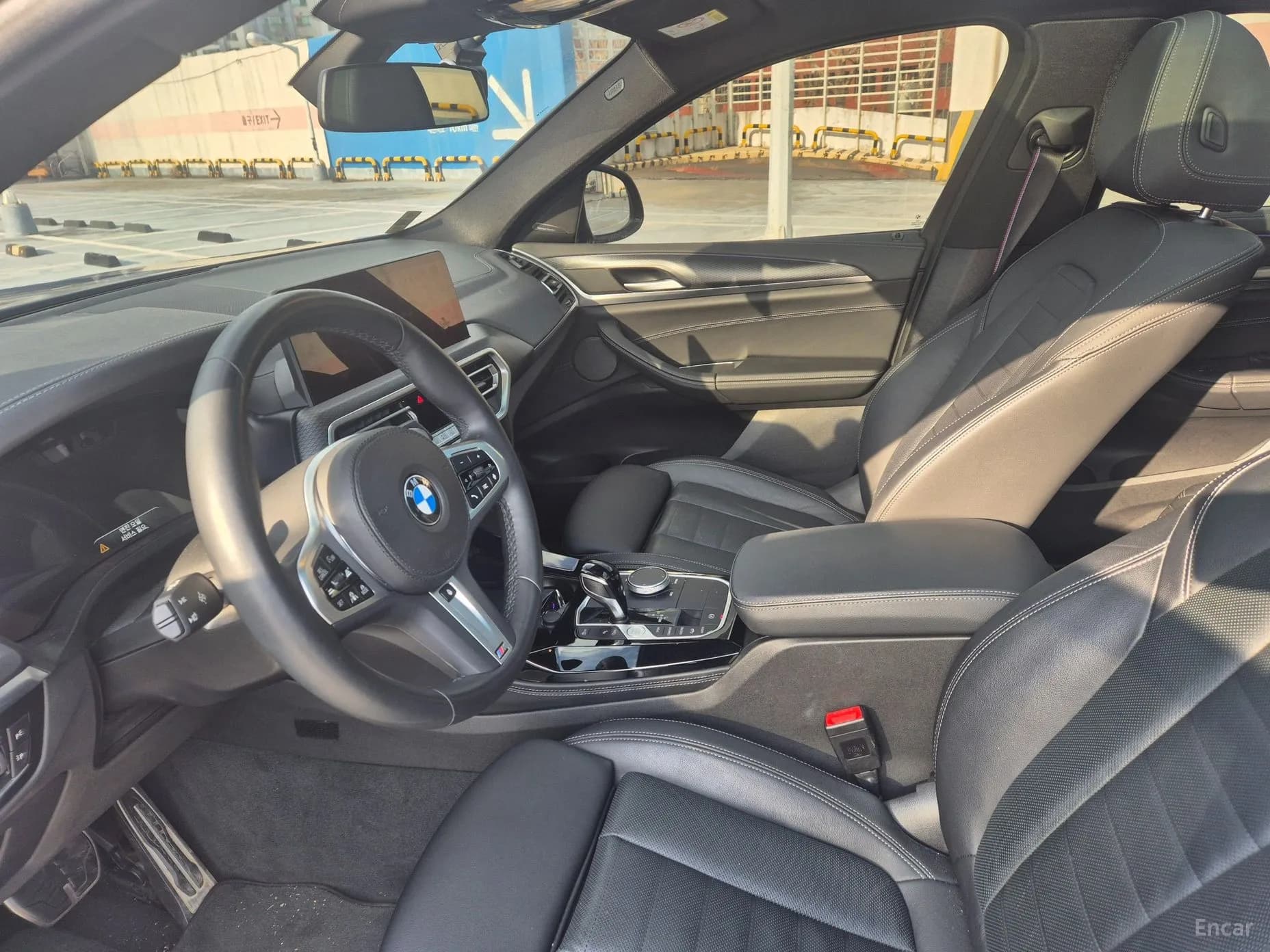 X4 (G02)