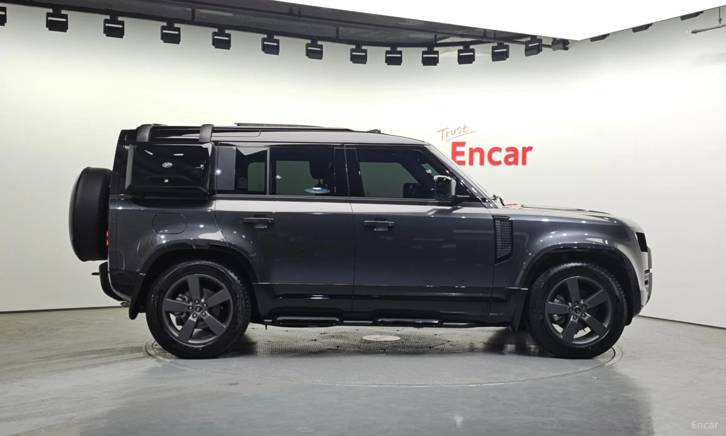 Defender (L663)