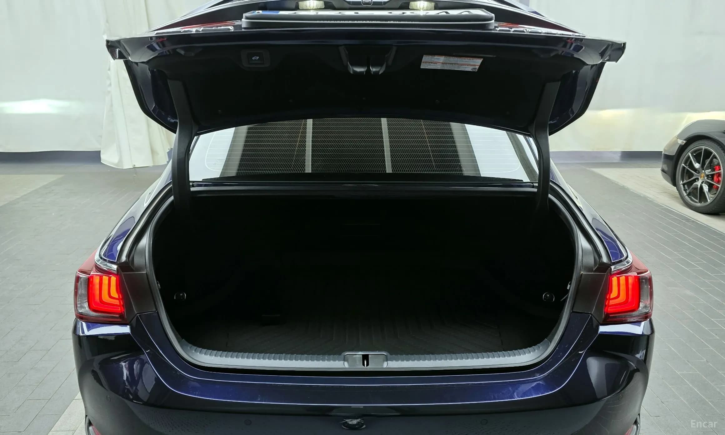 ES300h 7th Generation