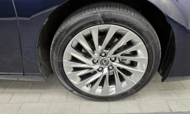 ES300h 7th Generation