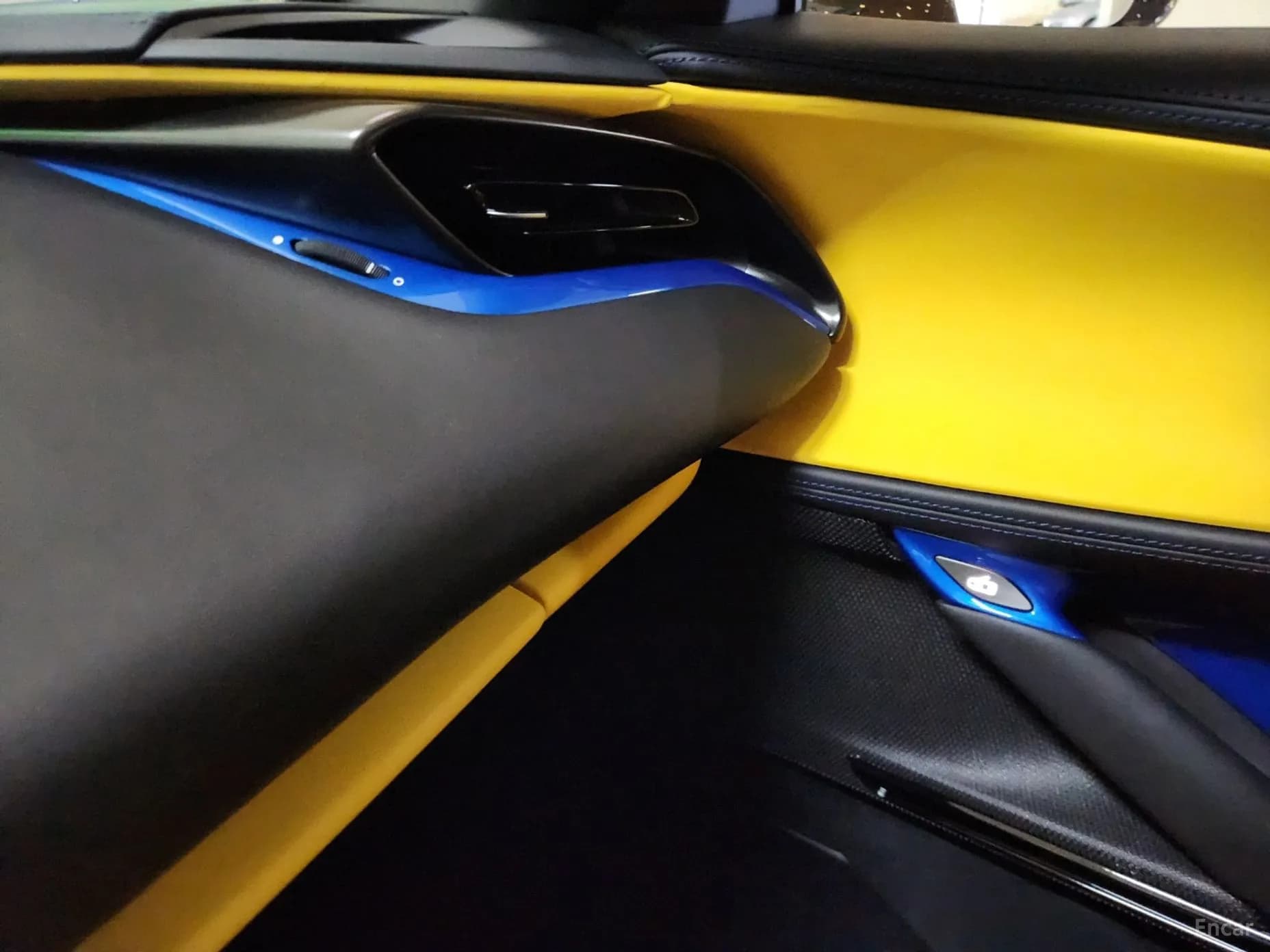SF90 Spyder