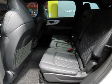 Q7 (4M)
