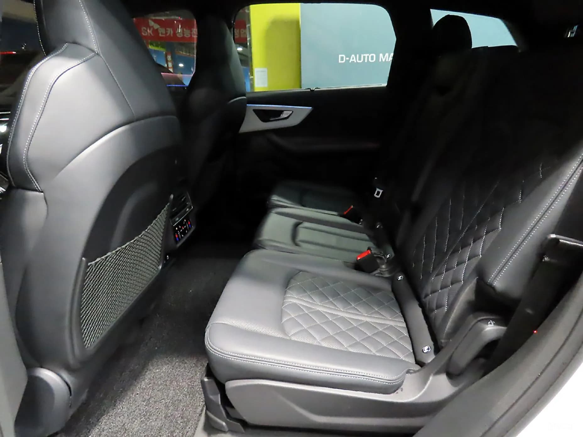 Q7 (4M)