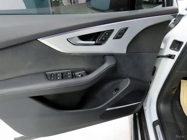 Q7 (4M)