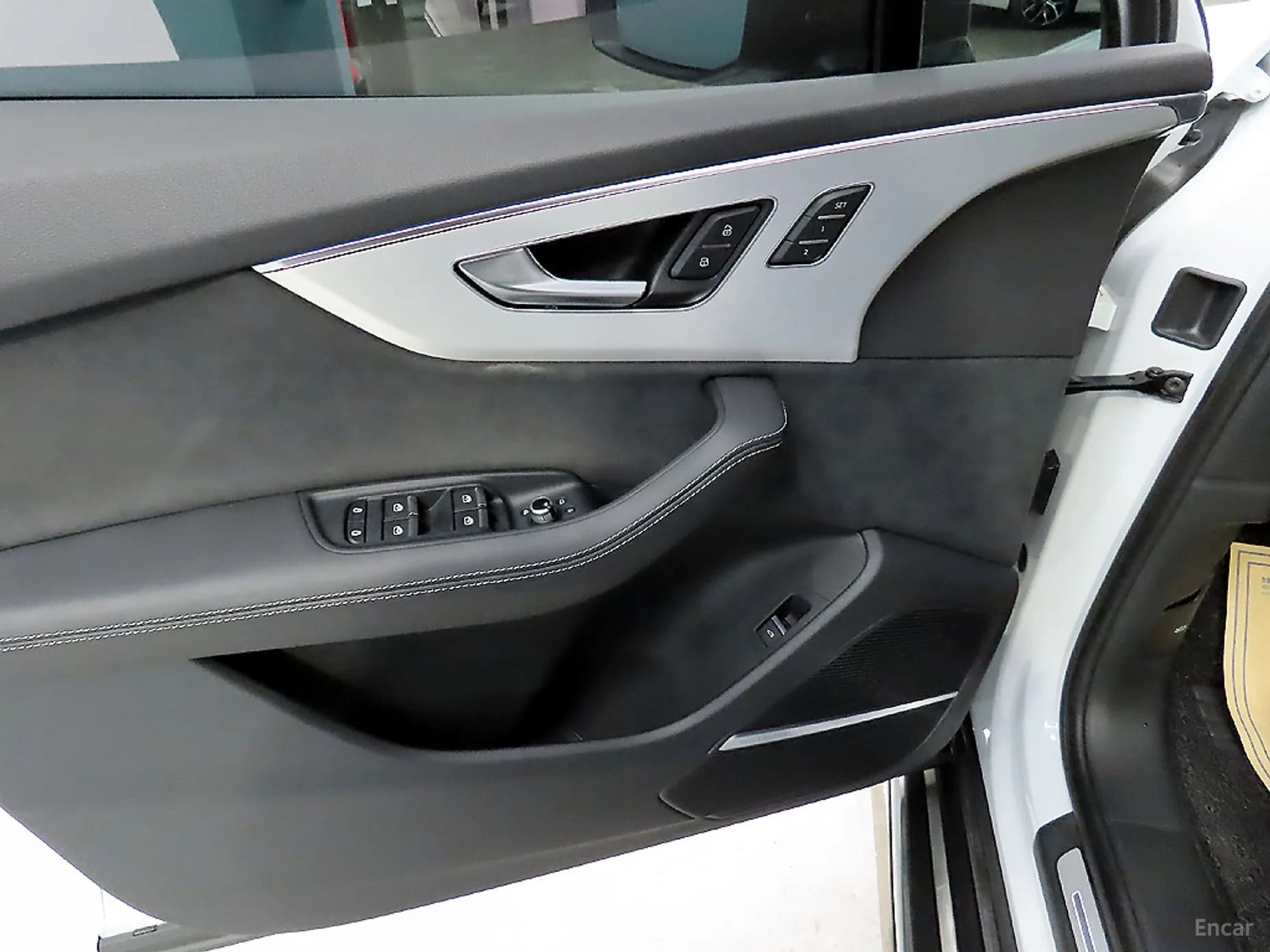 Q7 (4M)