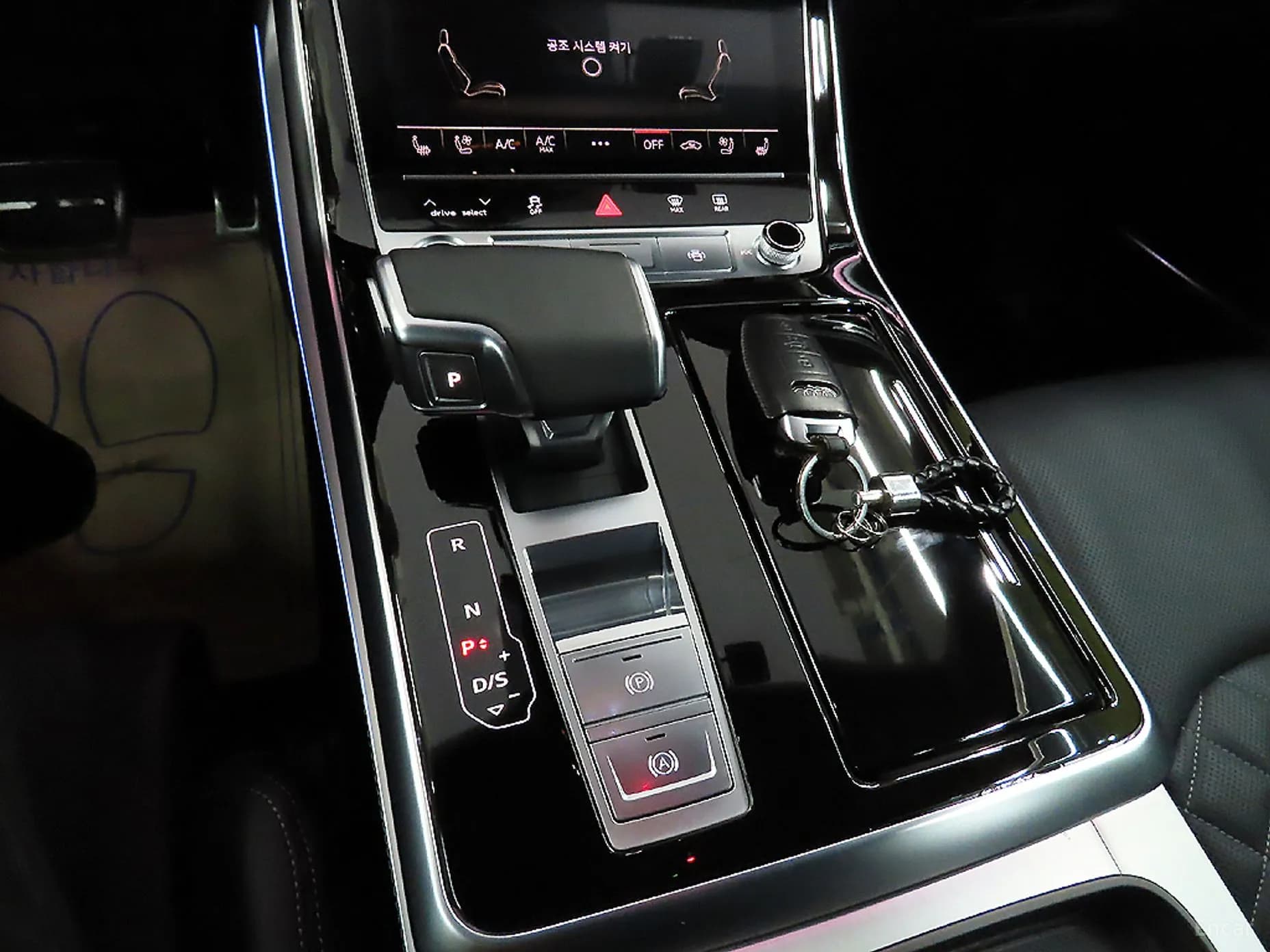 Q7 (4M)