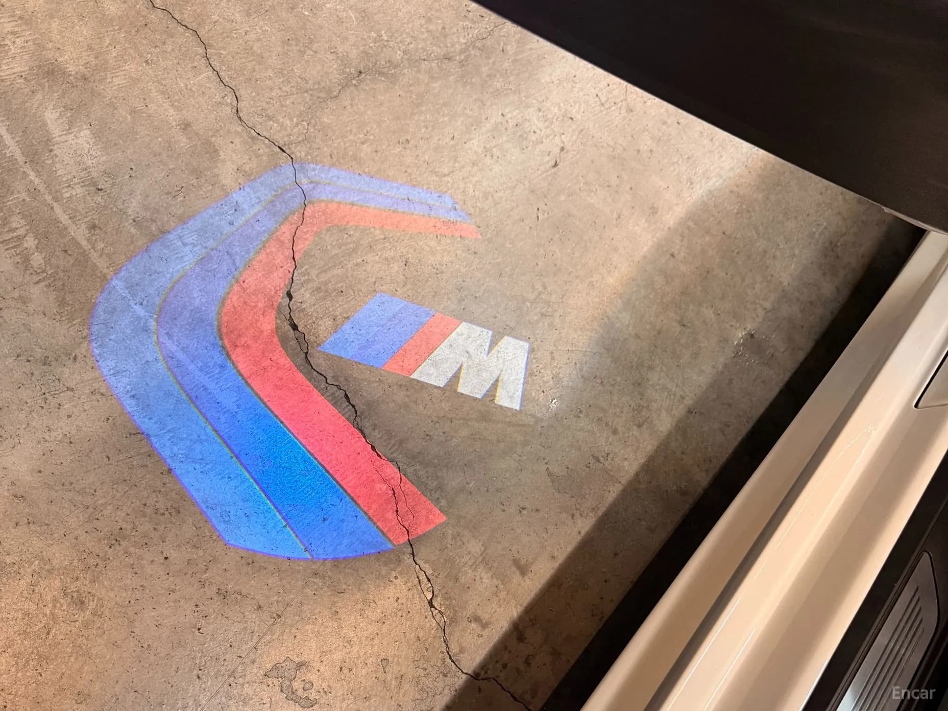 M2 (F87)