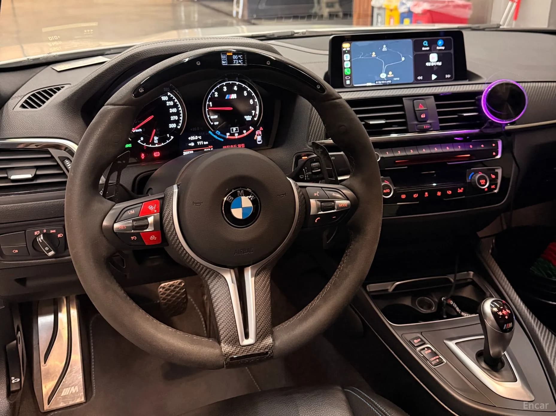 M2 (F87)