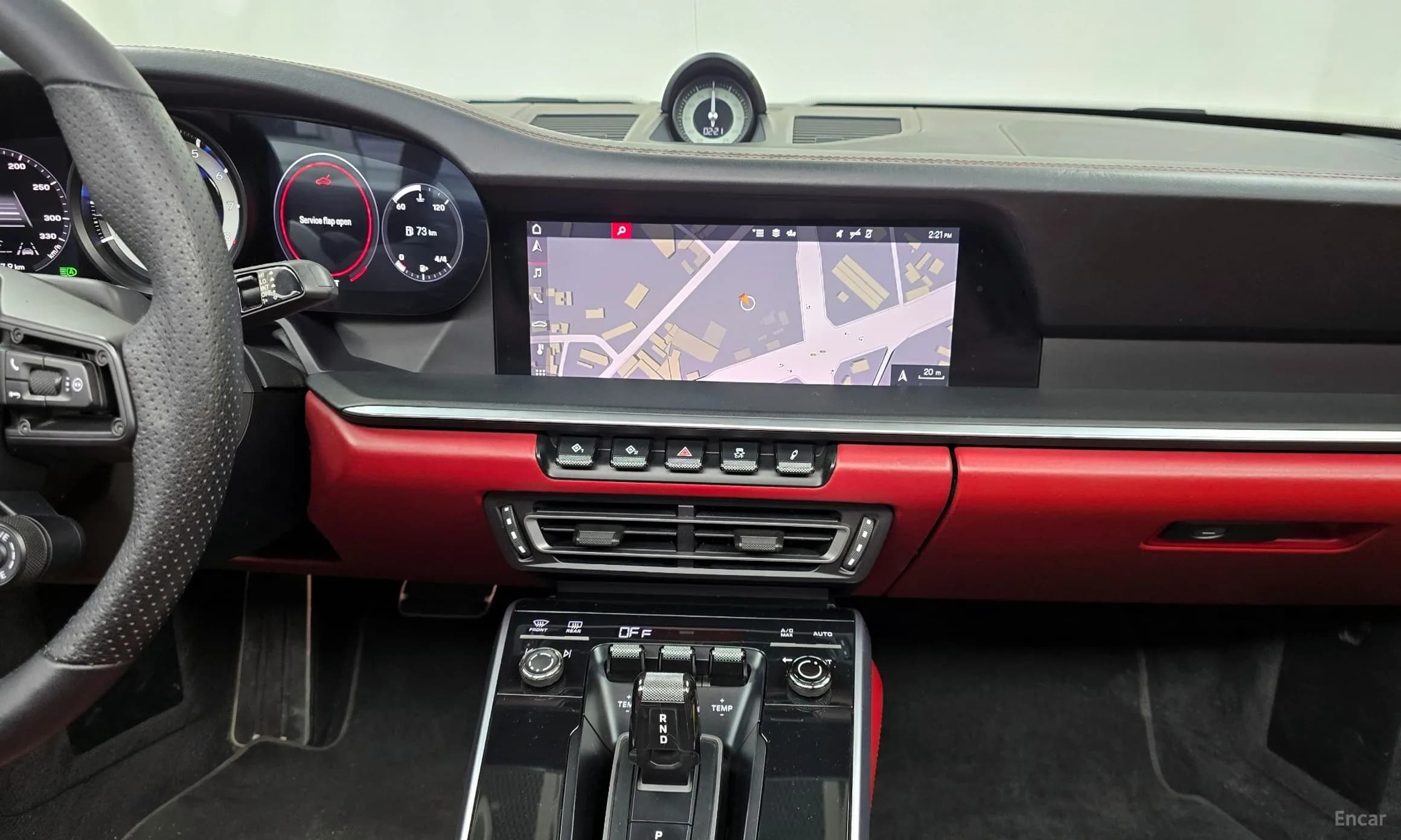 911 (992)