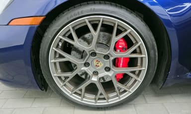 911 (992)