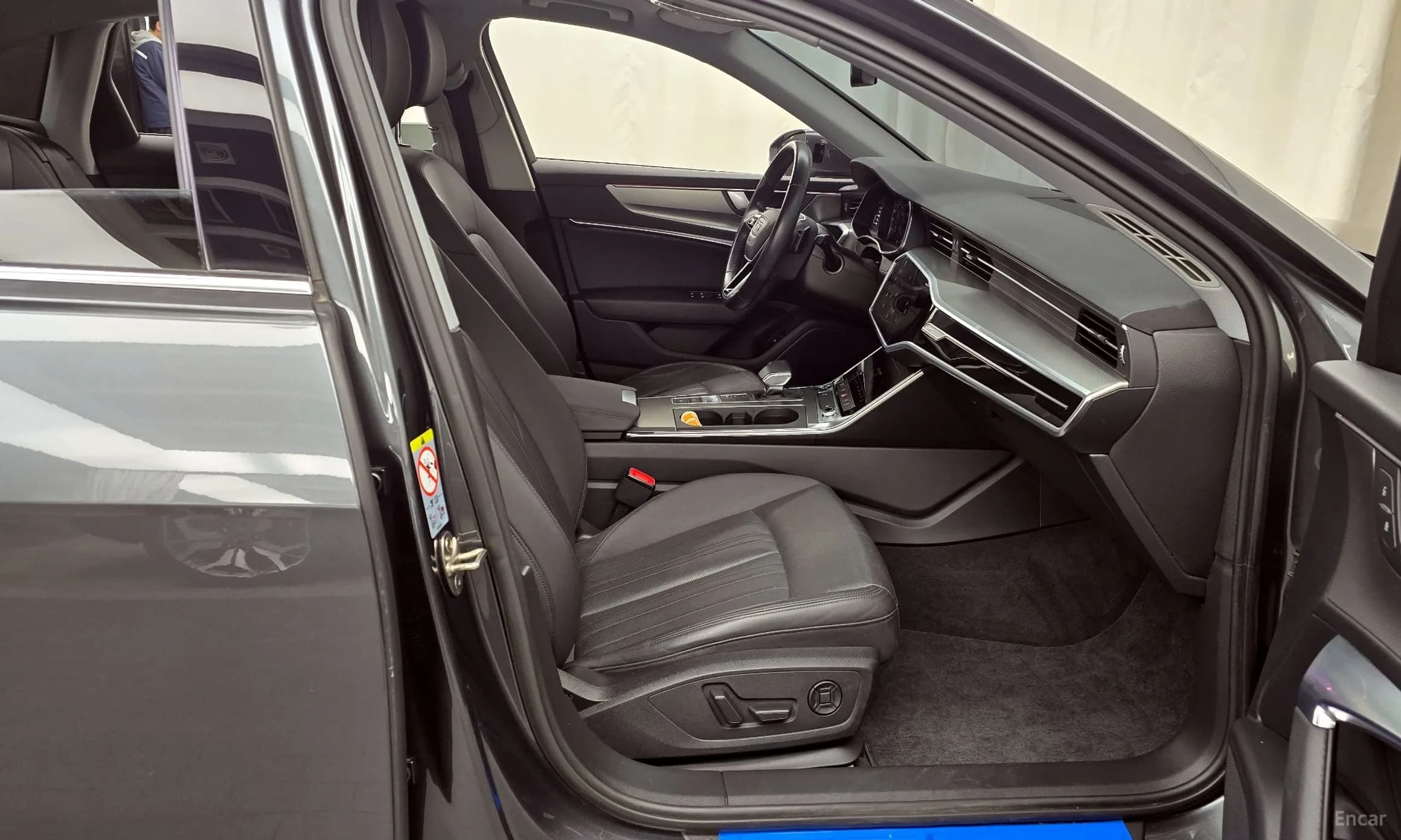 A6 (C8)
