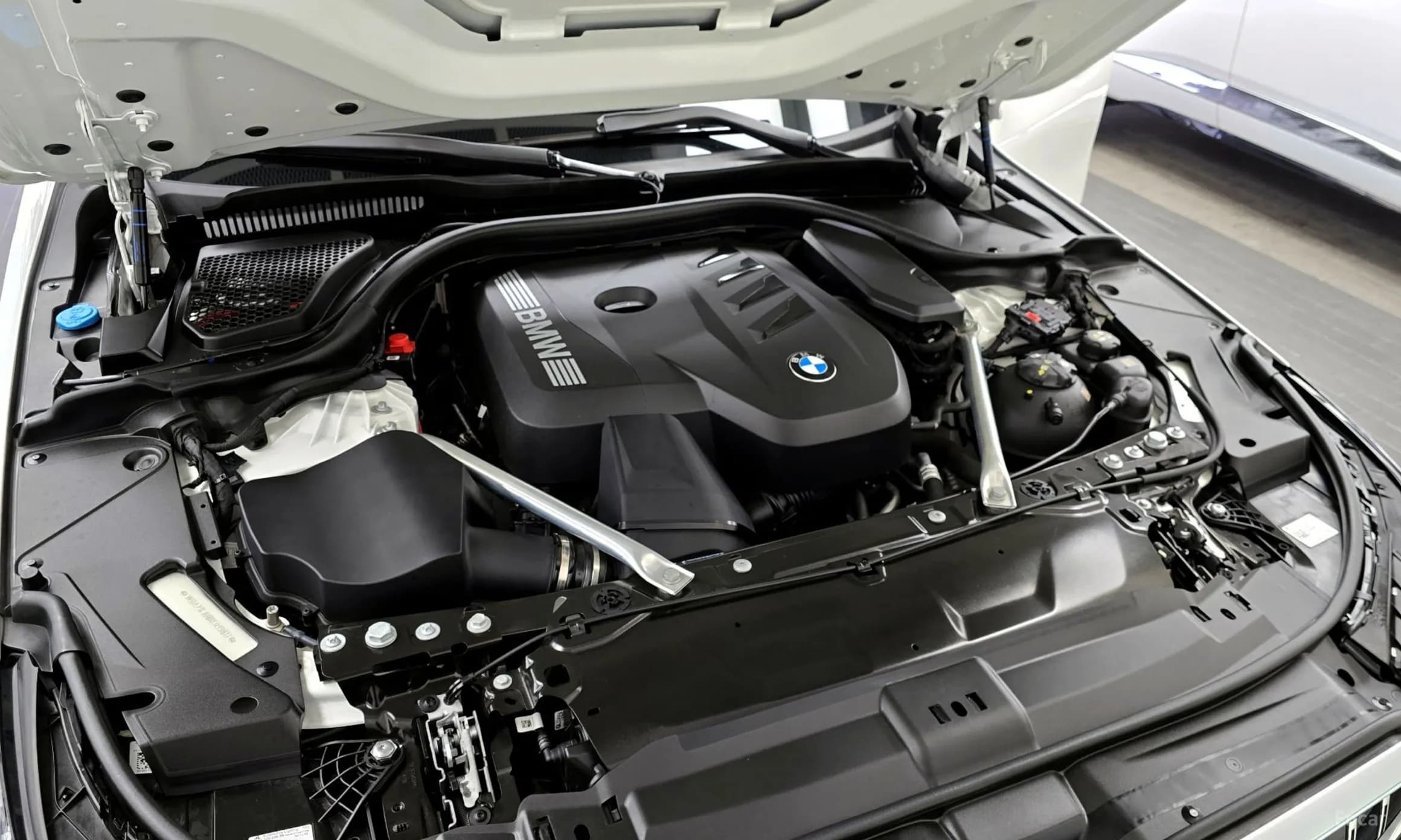 5 Series (G60)