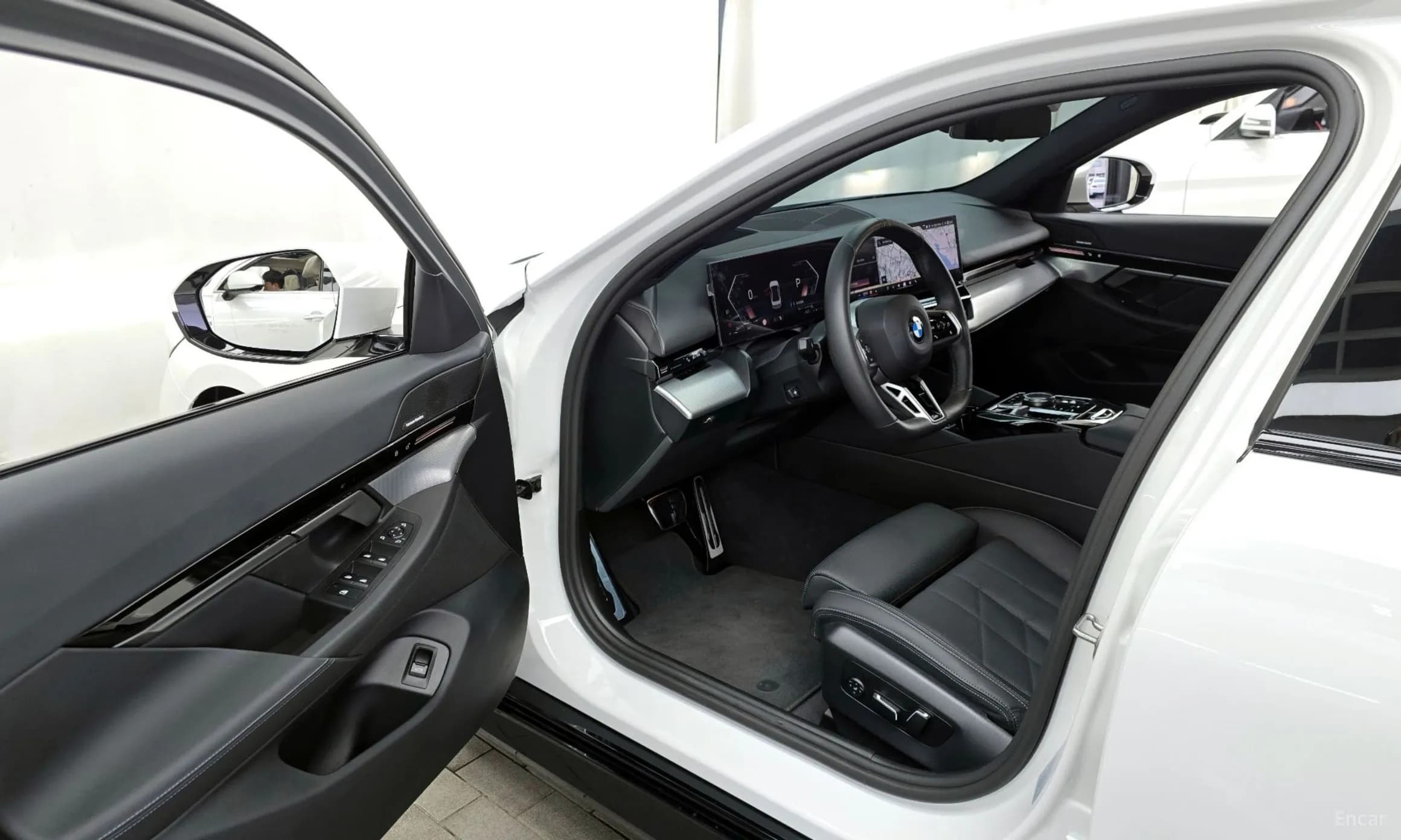 5 Series (G60)