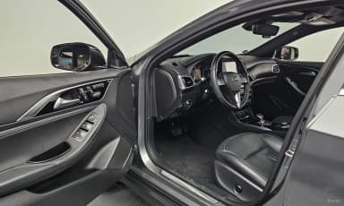 QX30