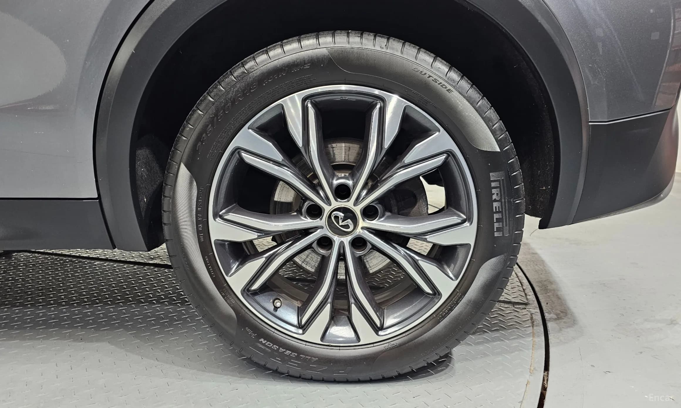 QX30