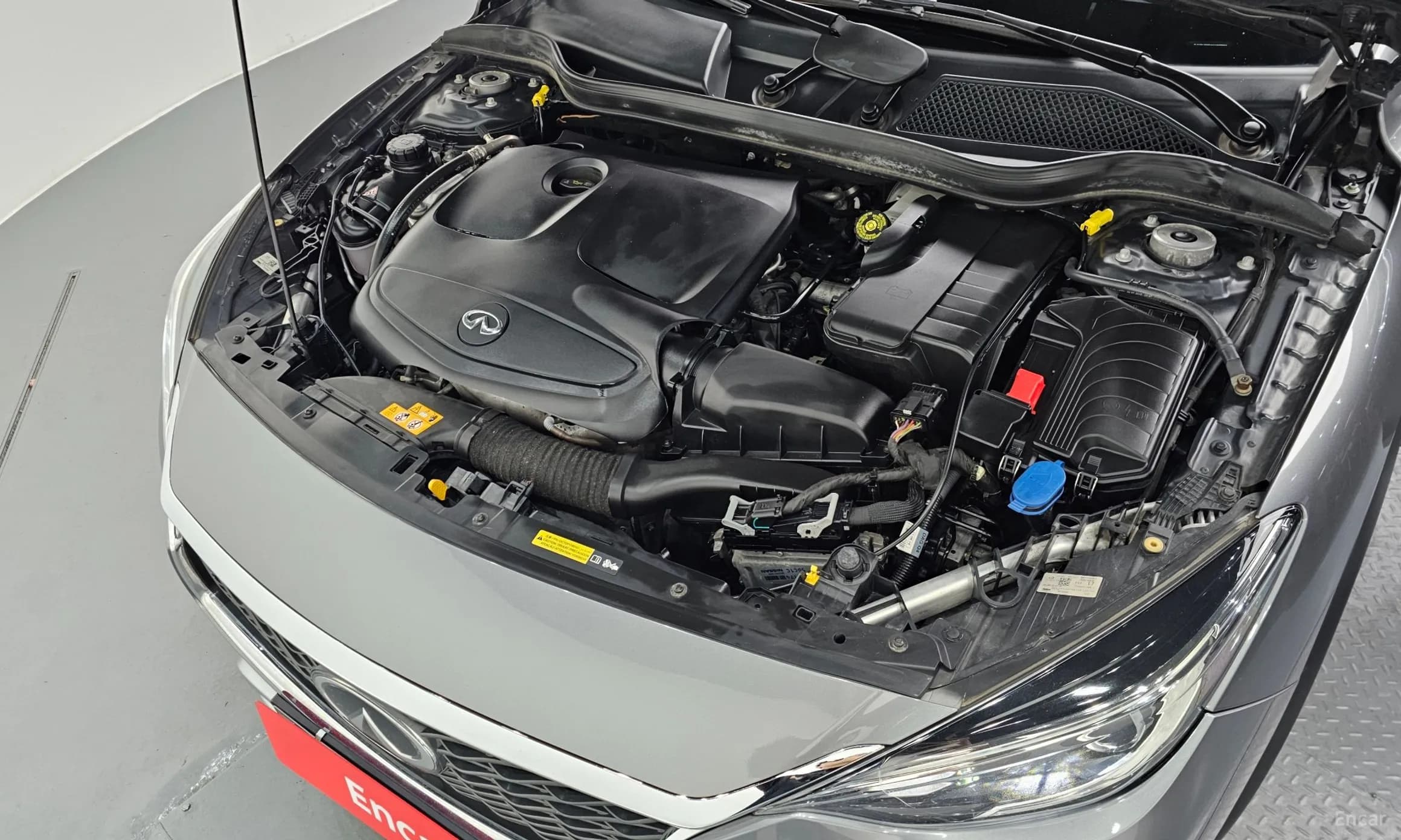 QX30