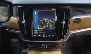 S90