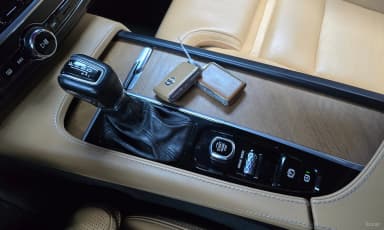 S90