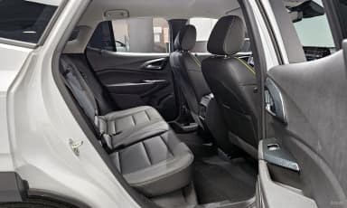 Trax Crossover