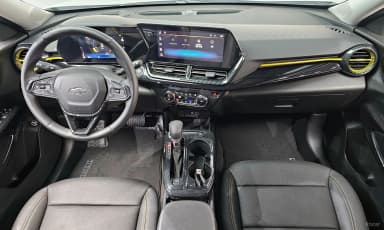 Trax Crossover