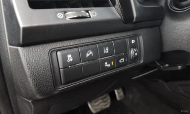 Rexton Sports Khan