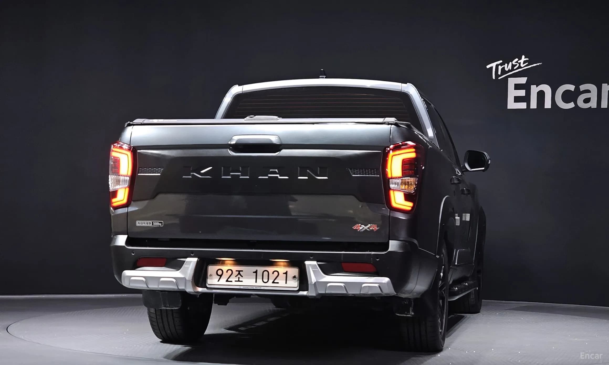 Rexton Sports Khan